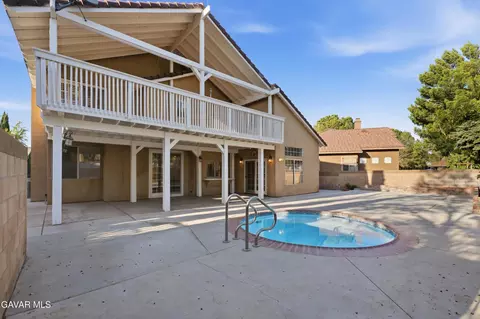 Exterior - 3022 Caruso Ln, Lancaster, CA 93536 photo 4 of 7