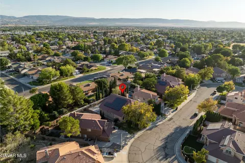 View/Area - 3022 Caruso Ln, Lancaster, CA 93536 photo 4 of 9