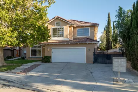 Exterior - 3022 Caruso Ln, Lancaster, CA 93536 photo 5 of 7