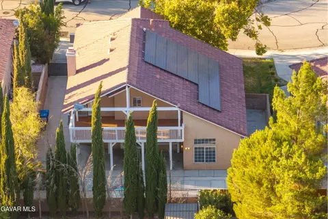 View/Area - 3022 Caruso Ln, Lancaster, CA 93536 photo 1 of 9
