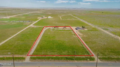 Other - 49040 W 70th St, Lancaster, CA 93536 photo 2 of 14