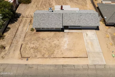 View/Area - 40185 179th St E, Palmdale, CA 93591 photo 1 of 3