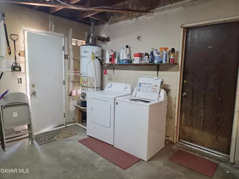 Other - 40104 174th St, Lake Los Angeles, CA 93591 photo 3 of 3