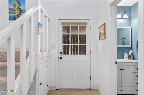 Entry Way - 93 Meadow Lakes Dr, Tehachapi, CA 93561 photo 2 of 7