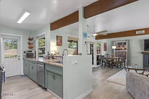 Kitchen - 93 Meadow Lakes Dr, Tehachapi, CA 93561 photo 1 of 5
