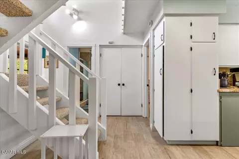 Entry Way - 93 Meadow Lakes Dr, Tehachapi, CA 93561 photo 4 of 7