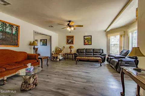 Living - 24261 Jacaranda Dr, Tehachapi, CA 93561 photo 1 of 2
