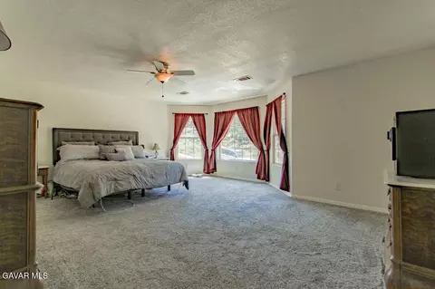 Other - 24261 Jacaranda Dr, Tehachapi, CA 93561 photo 5 of 8