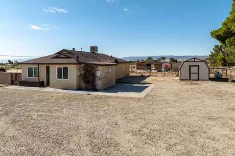 Exterior - 8628 W Avenue E, Lancaster, CA 93536 photo 6 of 6