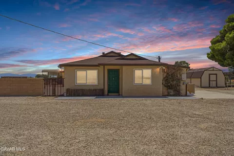 Exterior - 8628 W Avenue E, Lancaster, CA 93536 photo 3 of 6