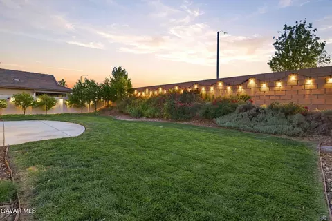 Exterior - 44445 Freer Way, Lancaster, CA 93536 photo 5 of 10