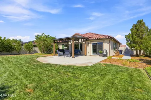 Exterior - 44445 Freer Way, Lancaster, CA 93536 photo 8 of 10