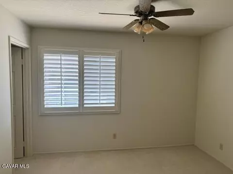 Bedroom - 44436 Shadowcrest Dr, Lancaster, CA 93536 photo 2 of 4