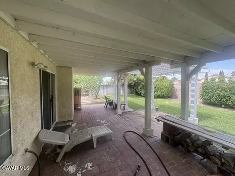 Exterior - 44436 Shadowcrest Dr, Lancaster, CA 93536 photo 6 of 9