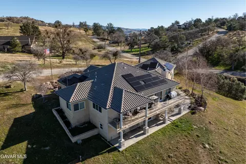 View/Area - 29300 Peregrine Pl, Tehachapi, CA 93561 photo 1 of 6