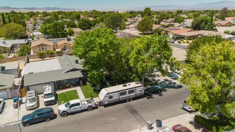 View/Area - 43349 Fenner Ave, Lancaster, CA 93536 photo 1 of 5