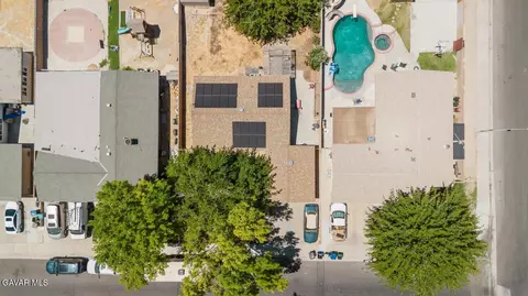 View/Area - 43349 Fenner Ave, Lancaster, CA 93536 photo 3 of 5