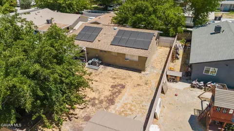 View/Area - 43349 Fenner Ave, Lancaster, CA 93536 photo 4 of 5
