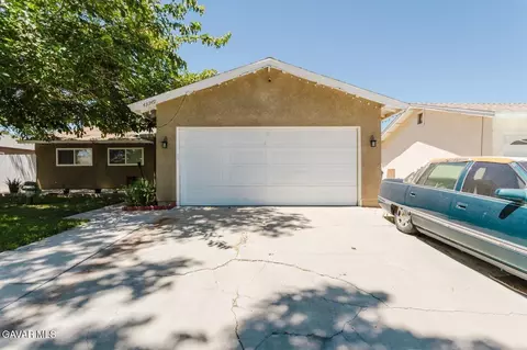 Exterior - 43349 Fenner Ave, Lancaster, CA 93536 photo 2 of 4