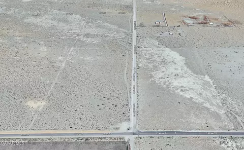 County Line Road, Palmdale, CA 93591 photo 2