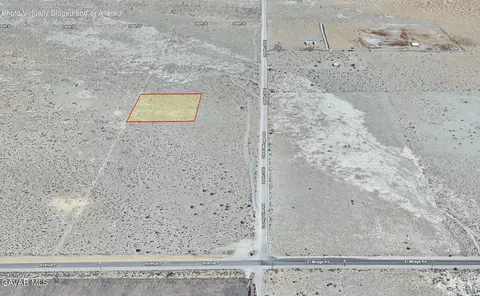 County Line Road, Palmdale, CA 93591