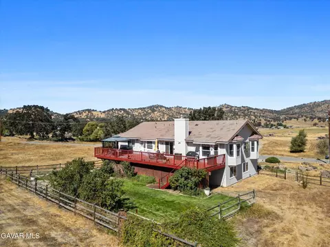 Other - 28360 Burning Tree Dr, Tehachapi, CA 93561 photo 3 of 18