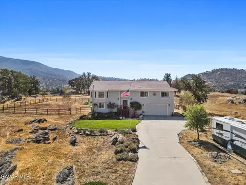 Other - 28360 Burning Tree Dr, Tehachapi, CA 93561 photo 4 of 18