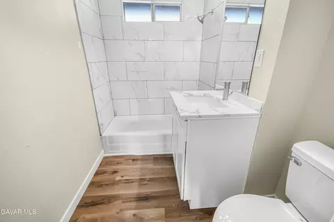 Bath - 45503 W 11th St, Lancaster, CA 93534 photo 2 of 4