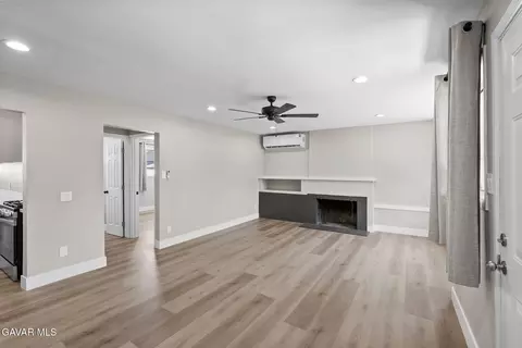 Living - 44839 Division St, Lancaster, CA 93535 photo 2 of 5