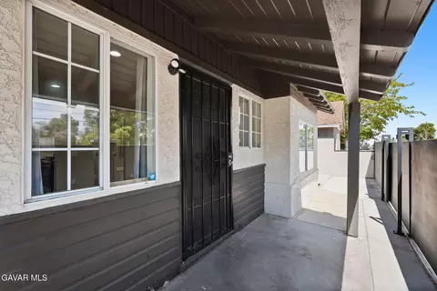 Exterior - 44839 Division St, Lancaster, CA 93535 photo 2 of 10