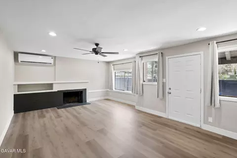Living - 44839 Division St, Lancaster, CA 93535 photo 3 of 5