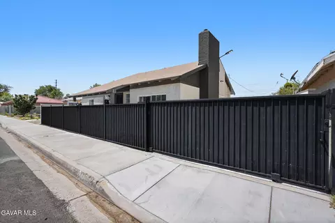 Other - 44839 Division St, Lancaster, CA 93535 photo 4 of 14