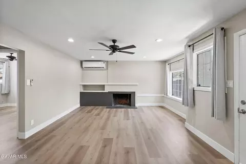 Living - 44839 Division St, Lancaster, CA 93535 photo 4 of 5