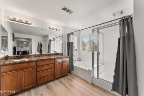 Entry Way - 2301 Foxtail Dr, Palmdale, CA 93551 photo 8 of 8