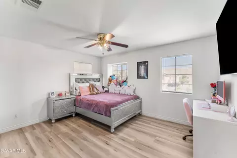 Bedroom - 2301 Foxtail Dr, Palmdale, CA 93551 photo 3 of 4