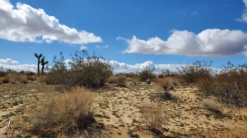 Reed Ave, Mojave, CA 93501 photo 5