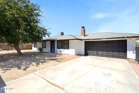 Exterior - 40985 E 163rd St, Lancaster, CA 93535 photo 9 of 12