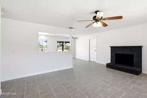 Living - 40985 E 163rd St, Lancaster, CA 93535 photo 1 of 3