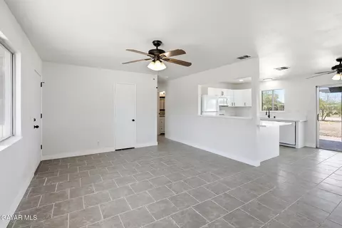 Living - 40985 E 163rd St, Lancaster, CA 93535 photo 3 of 3