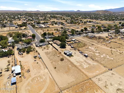 View/Area - 40985 E 163rd St, Lancaster, CA 93535 photo 4 of 6