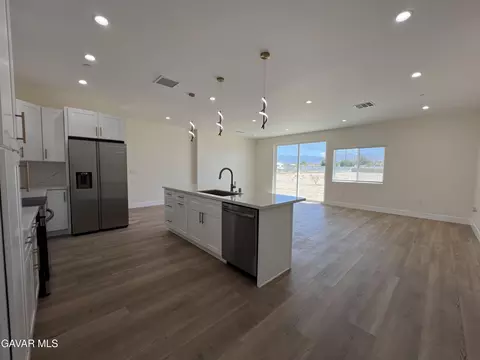 Kitchen - 10658 E Avenue R 10, Littlerock, CA 93543 photo 1 of 5