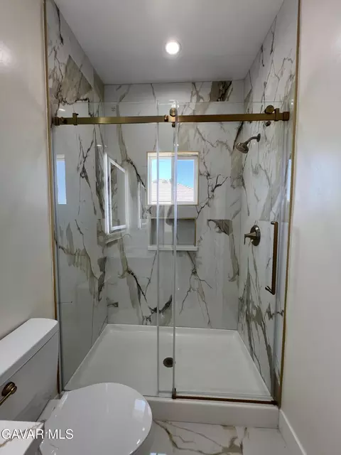 Bath - 10658 E Avenue R 10, Littlerock, CA 93543 photo 7 of 8
