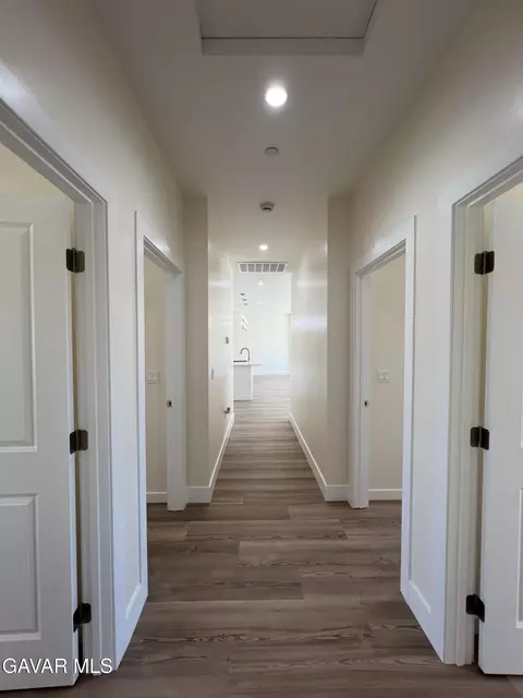 Entry Way - 10658 E Avenue R 10, Littlerock, CA 93543 photo 4 of 4