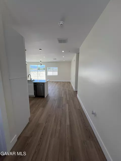 Entry Way - 10658 E Avenue R 10, Littlerock, CA 93543 photo 1 of 4