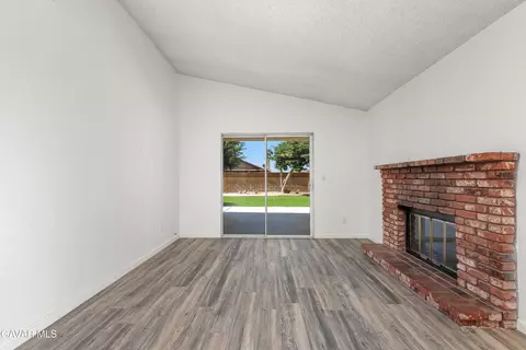 Living - 3327 Marilynn St, Lancaster, CA 93536 photo 5 of 5