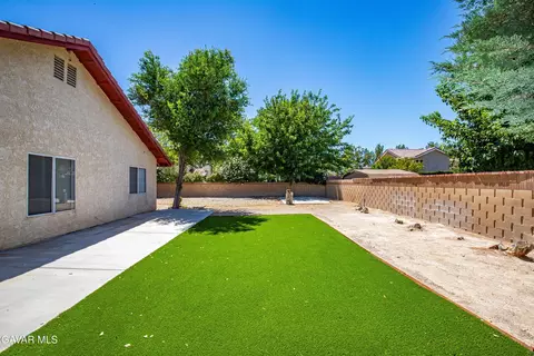 Exterior - 3327 Marilynn St, Lancaster, CA 93536 photo 7 of 20