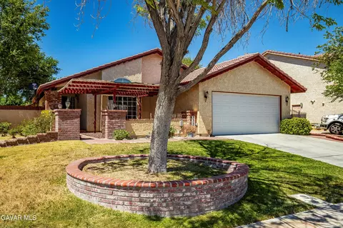 Exterior - 3327 Marilynn St, Lancaster, CA 93536 photo 17 of 20