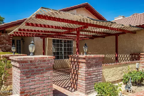 Exterior - 3327 Marilynn St, Lancaster, CA 93536 photo 18 of 20