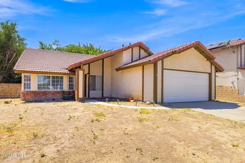 1510 E Avenue J-12, Lancaster, CA 93535