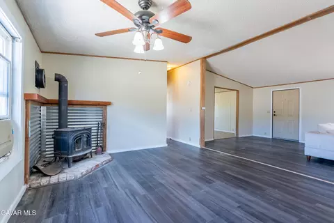 12815 Umtali Rd, Tehachapi, CA 93561 photo 14